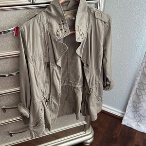 Size large studded cargo light weight jacket